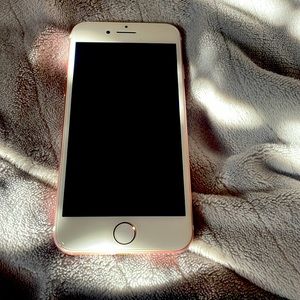 Rose gold iPhone 7 se
